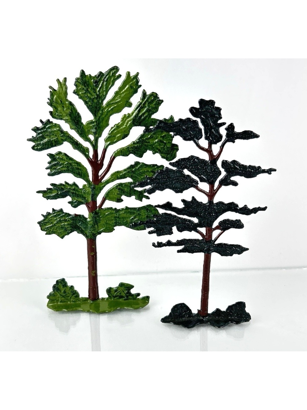 Vintage Britains Ltd Tree Light Green 6" and Dark Green 5"